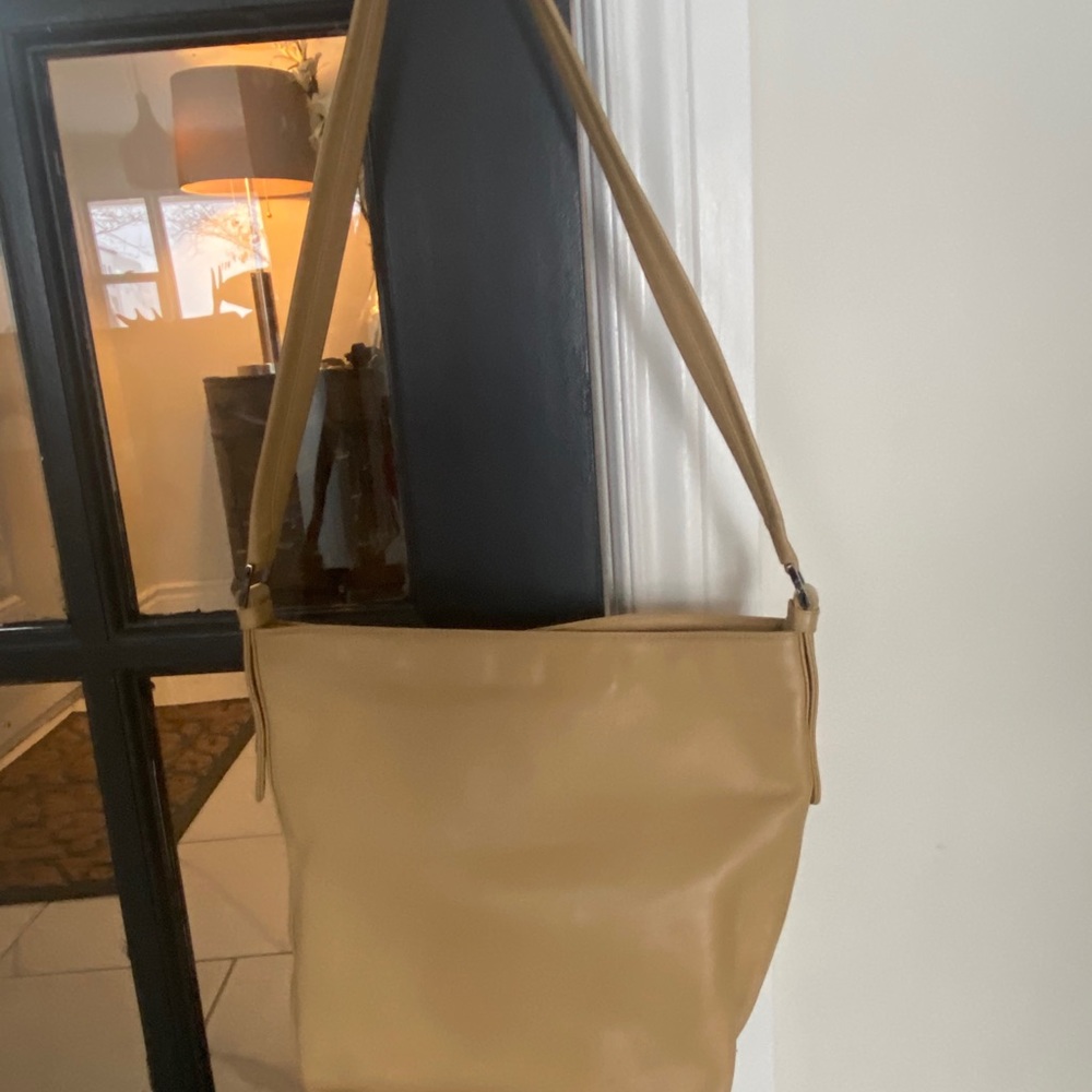 Tula/Radley Bucket style leather purse